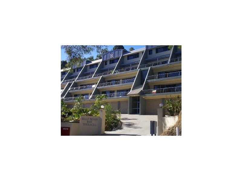 11/16-20 Ray Street HALF MOON BAY TERRA, Yorkeys Knob QLD 4878