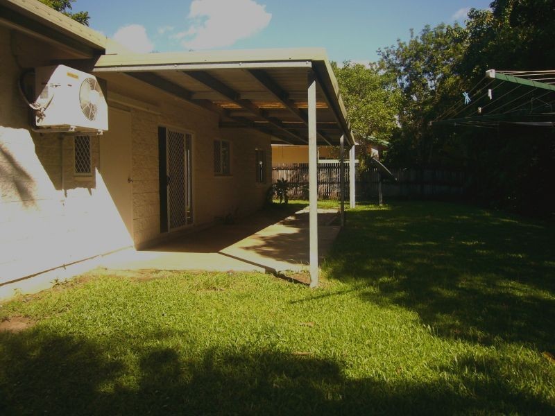 10 Shell Close, Kewarra Beach QLD 4879