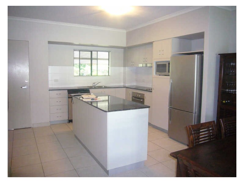 8/32 Best Street, Yorkeys Knob QLD 4878