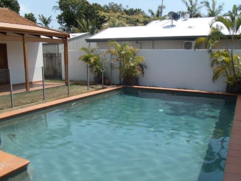 Yorkeys Knob QLD 4878