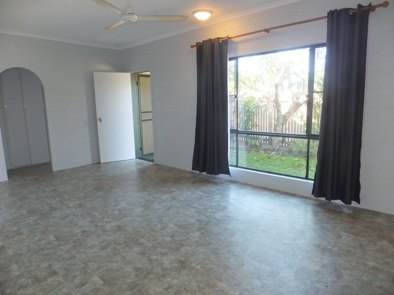36 Wattle Street, Yorkeys Knob QLD 4878