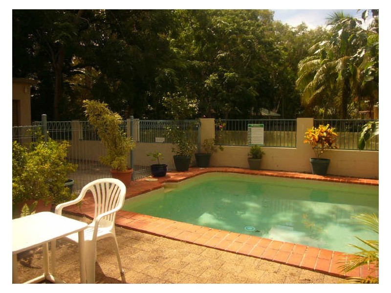 2/57 Sims Esplanade, Yorkeys Knob QLD 4878