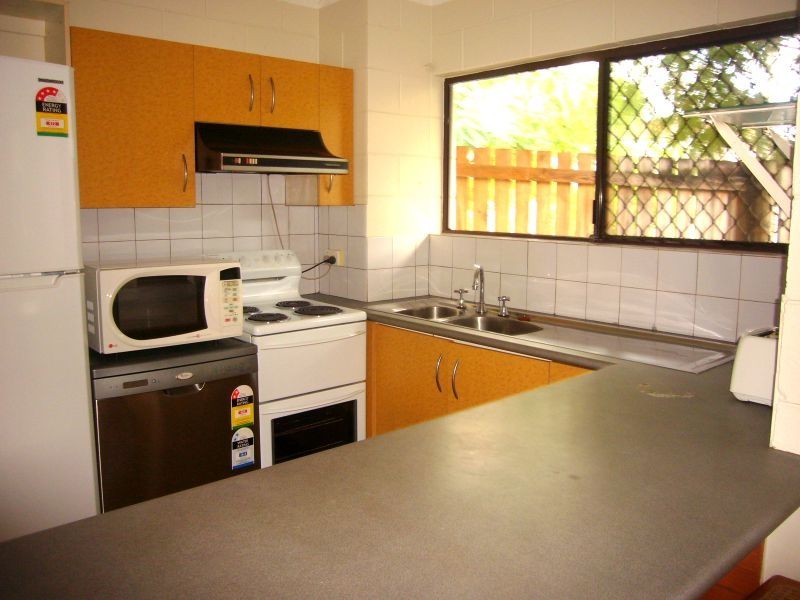 Yorkeys Knob QLD 4878