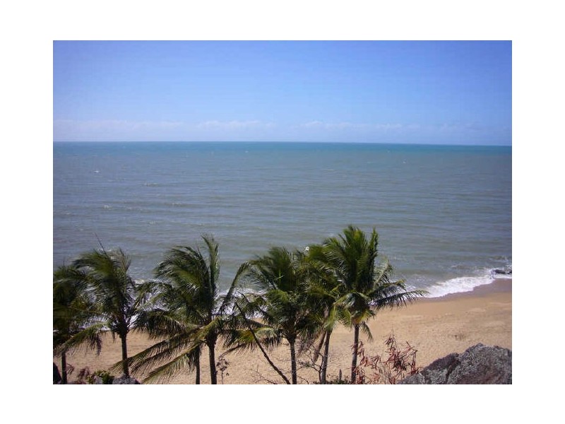 Trinity Beach QLD 4879