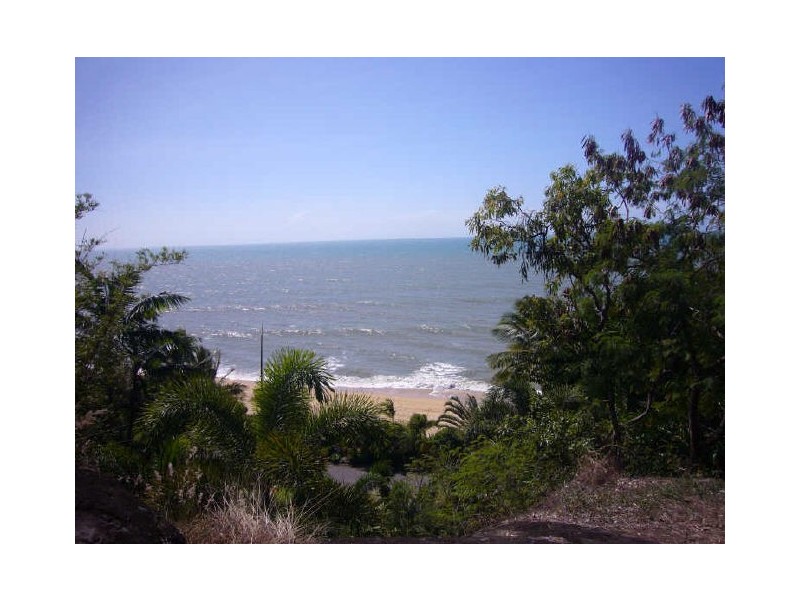 Trinity Beach QLD 4879