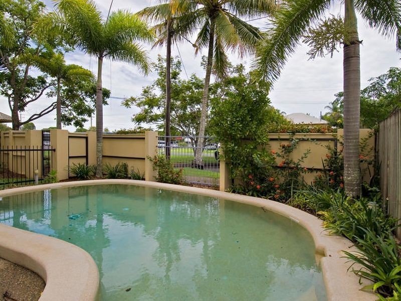 9/437 Draper Street, Cairns QLD 4870