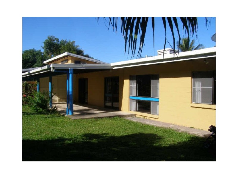 Trinity Beach QLD 4879