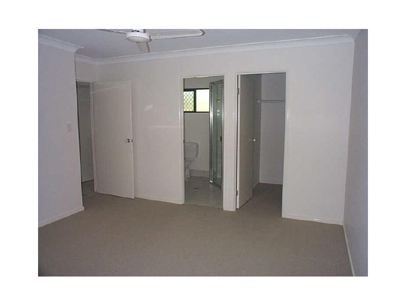 Yorkeys Knob QLD 4878