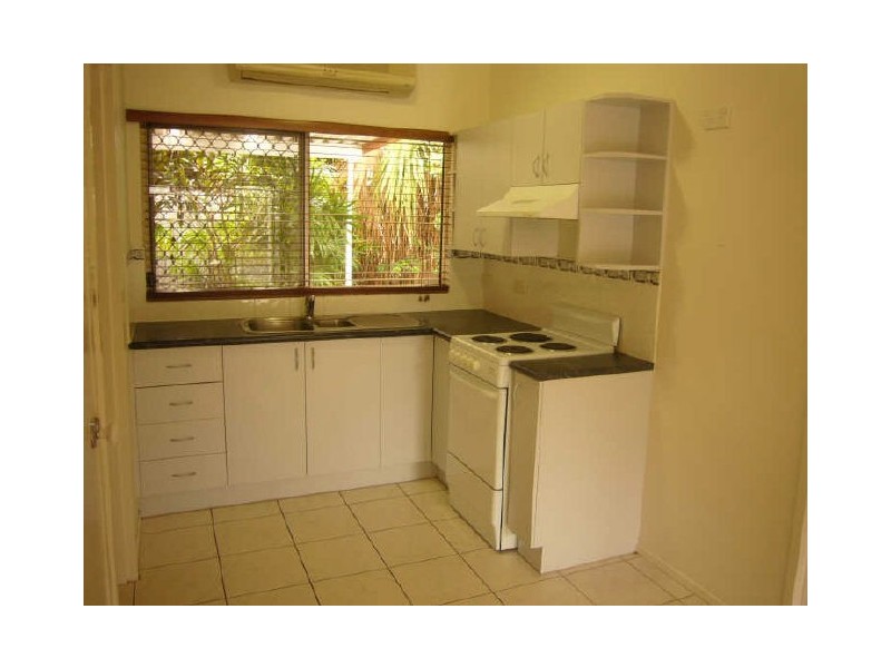 25 Derby Street, Yorkeys Knob QLD 4878