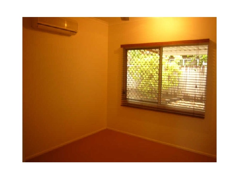 25 Derby Street, Yorkeys Knob QLD 4878