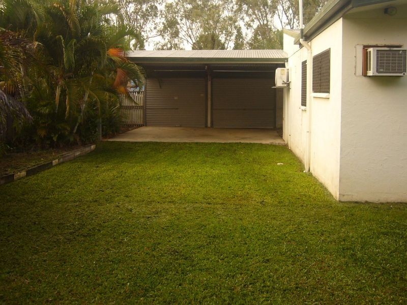 42 Madang Street, Trinity Beach QLD 4879