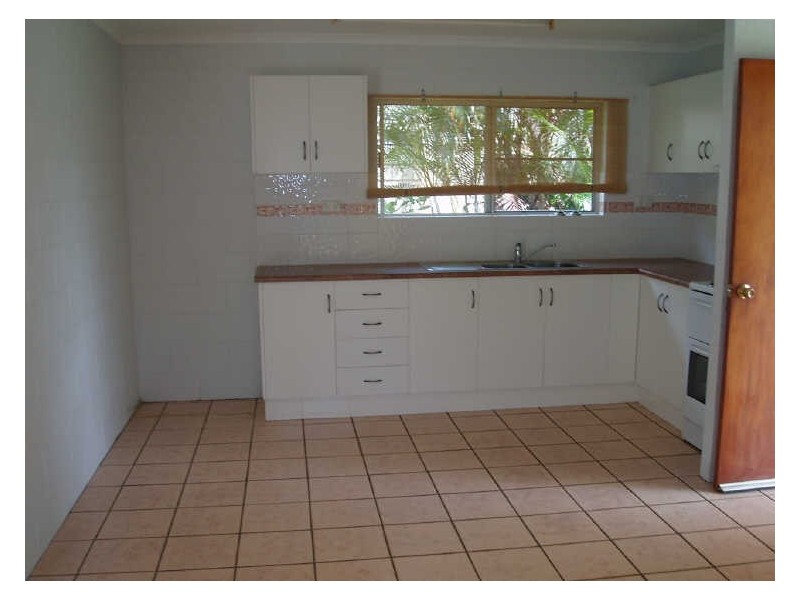 2 Golf Street, Yorkeys Knob QLD 4878