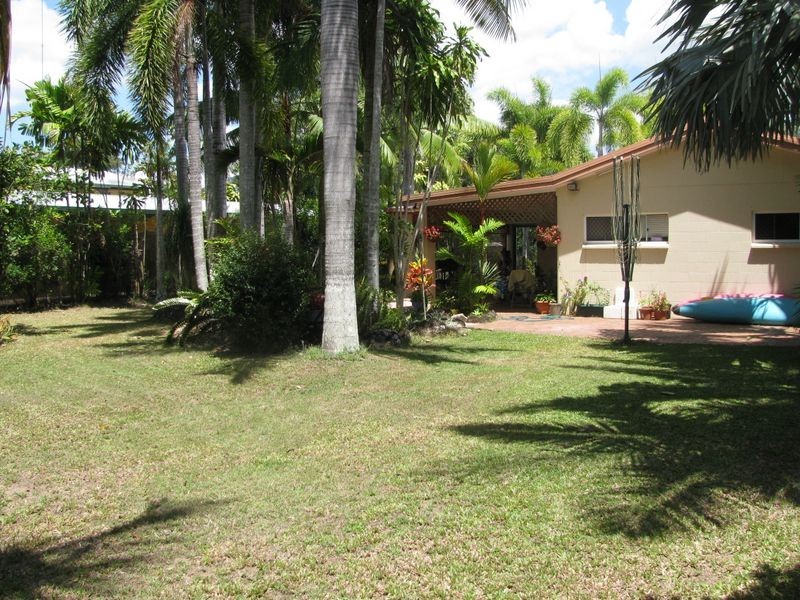 18 Morgan Street, Yorkeys Knob QLD 4878