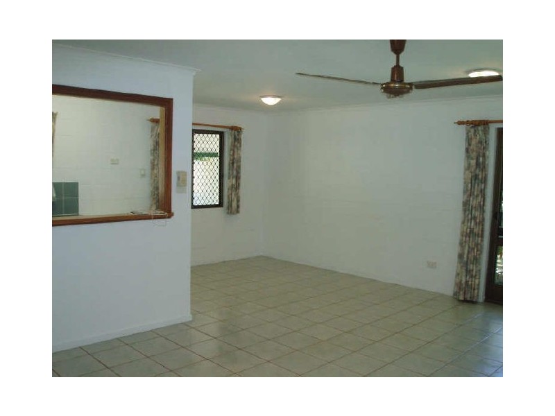 16 Oleander Street, Holloways Beach QLD 4878