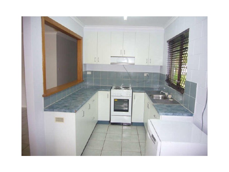 16 Oleander Street, Holloways Beach QLD 4878