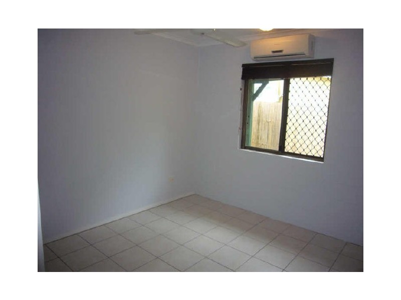 16 Oleander Street, Holloways Beach QLD 4878