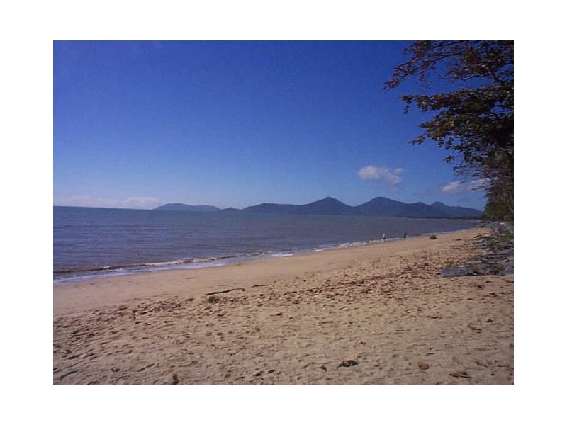 16 Oleander Street, Holloways Beach QLD 4878