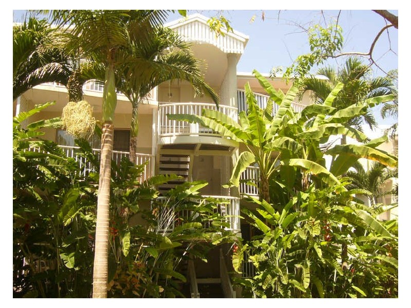14/129 Oleander Street, Holloways Beach QLD 4878