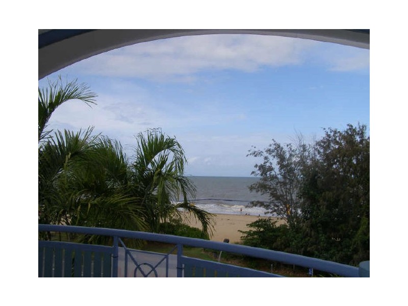 6/75 Sims Esplanade, Yorkeys Knob QLD 4878
