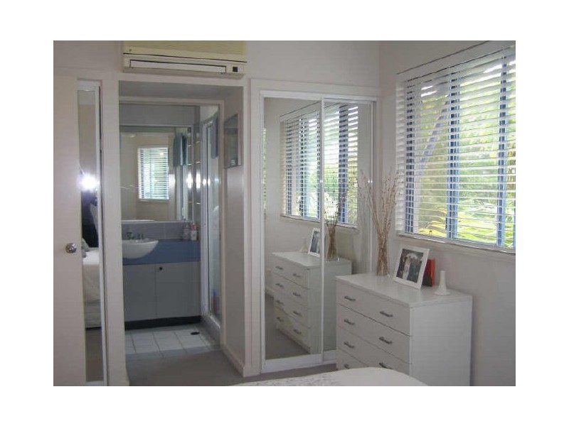 6/75 Sims Esplanade, Yorkeys Knob QLD 4878
