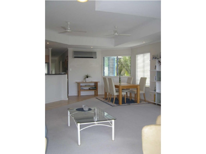 6/75 Sims Esplanade, Yorkeys Knob QLD 4878