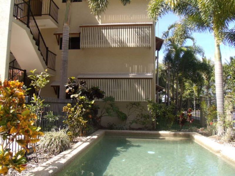 1/73 Sims Esplanade, Yorkeys Knob QLD 4878