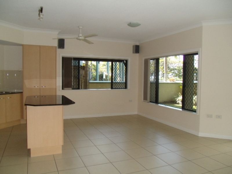 1/73 Sims Esplanade, Yorkeys Knob QLD 4878