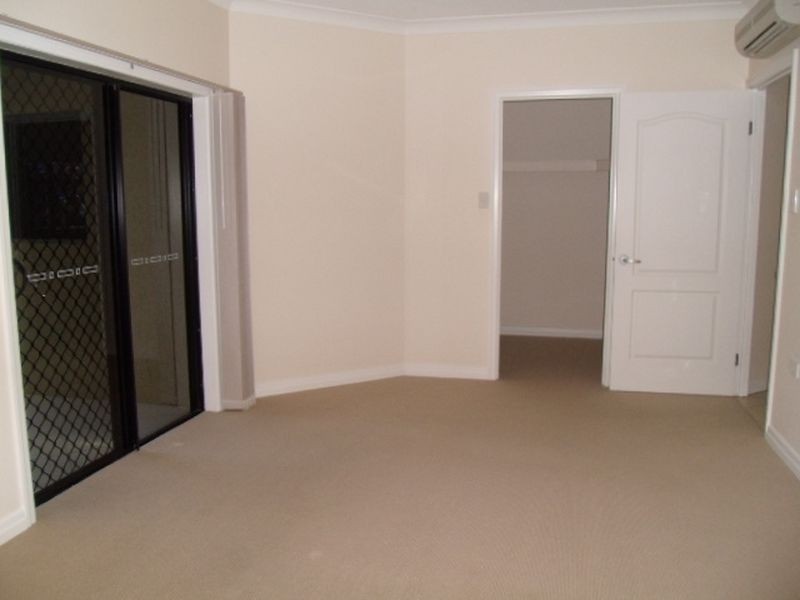 1/73 Sims Esplanade, Yorkeys Knob QLD 4878