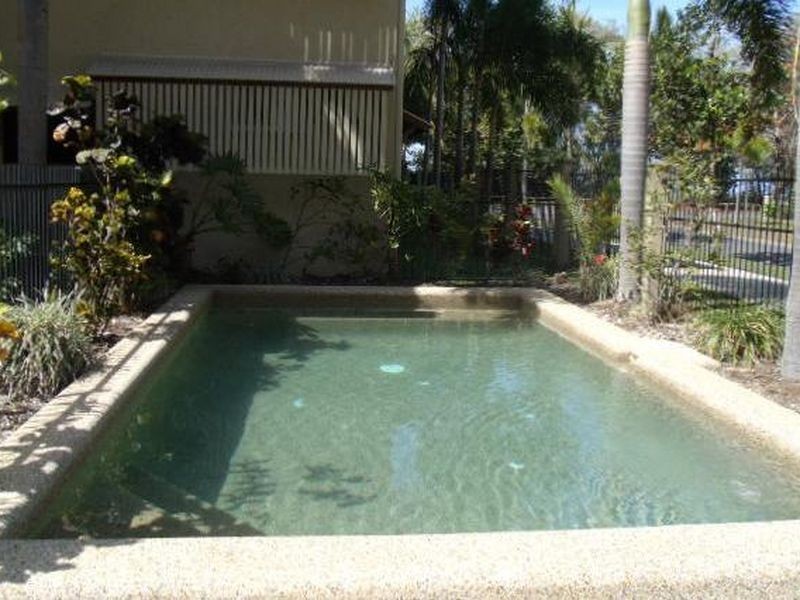 1/73 Sims Esplanade, Yorkeys Knob QLD 4878