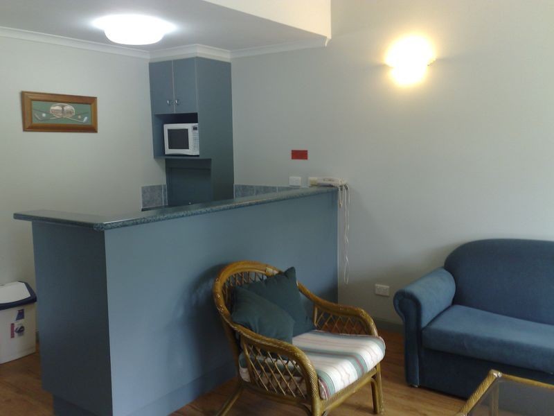 1/101 Wattle Street, Yorkeys Knob QLD 4878