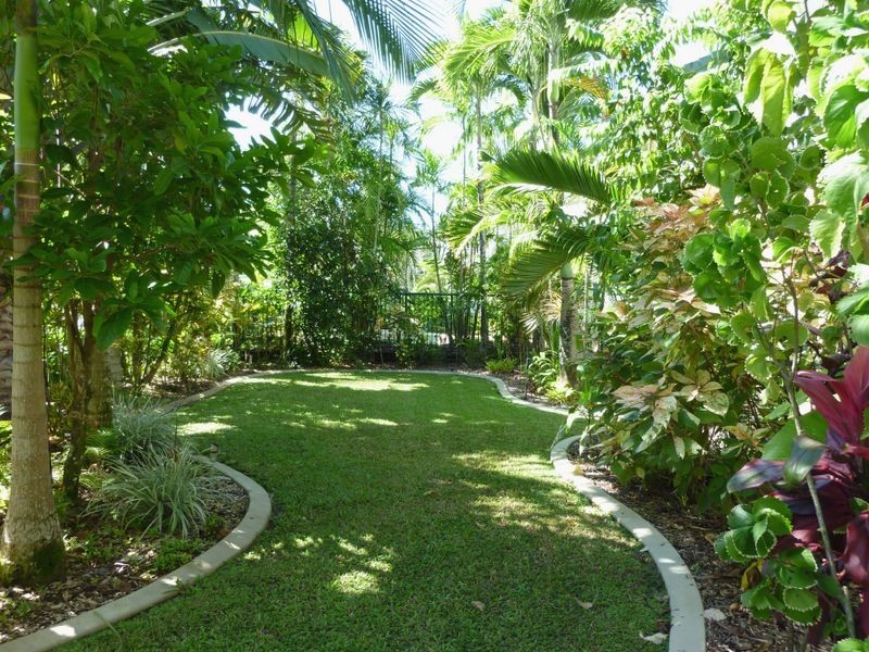 1/101 Wattle Street, Yorkeys Knob QLD 4878