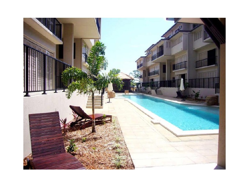 209/18-19 Clifton Road, Clifton Beach QLD 4879