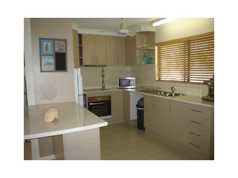 6/16 Deauville Close, Yorkeys Knob QLD 4878