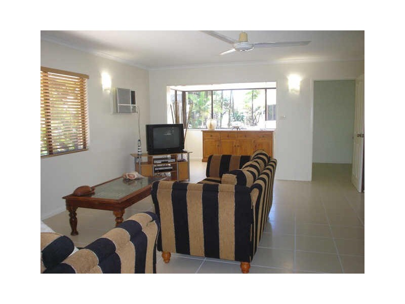 6/16 Deauville Close, Yorkeys Knob QLD 4878