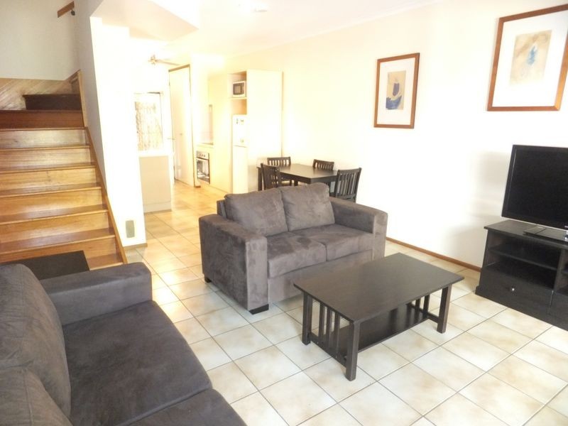 1/33 Fairweather Street, Yorkeys Knob QLD 4878