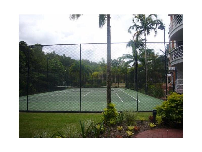 12/2 Deauville Close, Yorkeys Knob QLD 4878