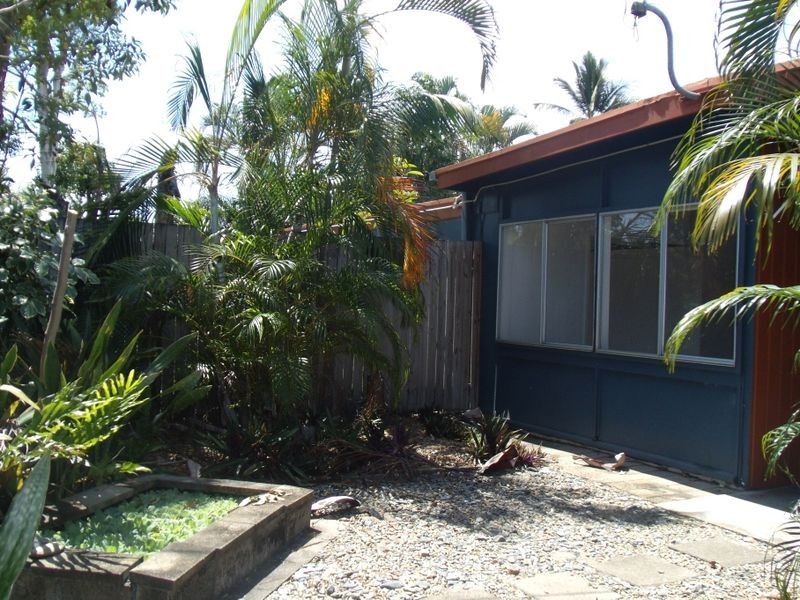 60 Morgan Street, Yorkeys Knob QLD 4878