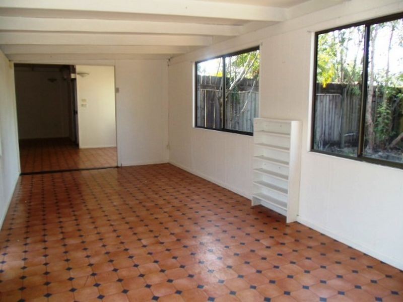 60 Morgan Street, Yorkeys Knob QLD 4878