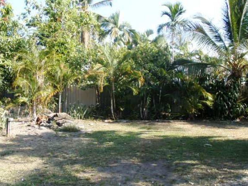 60 Morgan Street, Yorkeys Knob QLD 4878