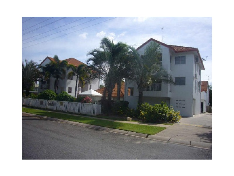 8/7 Boden St, Yorkeys Knob QLD 4878