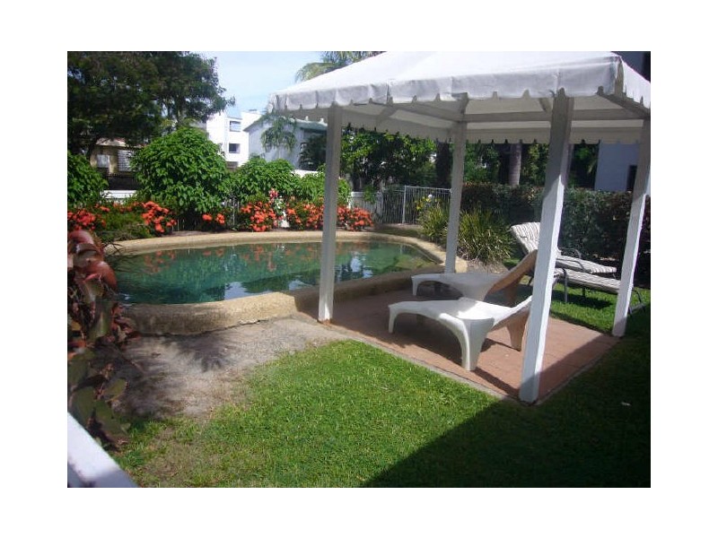 8/7 Boden St, Yorkeys Knob QLD 4878