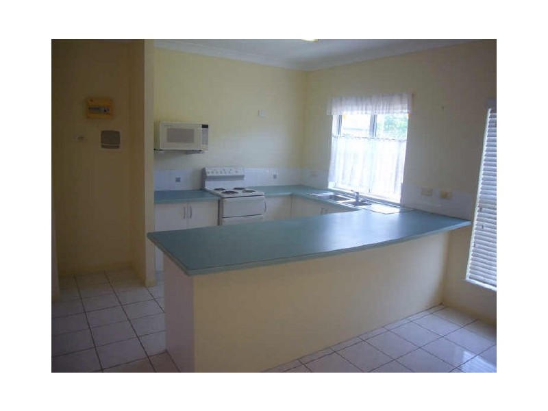 8/7 Boden St, Yorkeys Knob QLD 4878