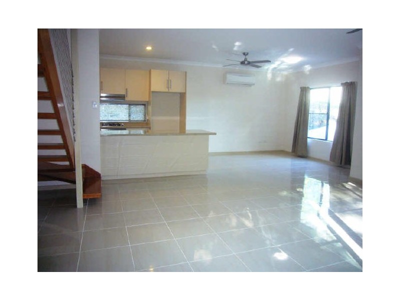 9 Dowsett Close, Yorkeys Knob QLD 4878