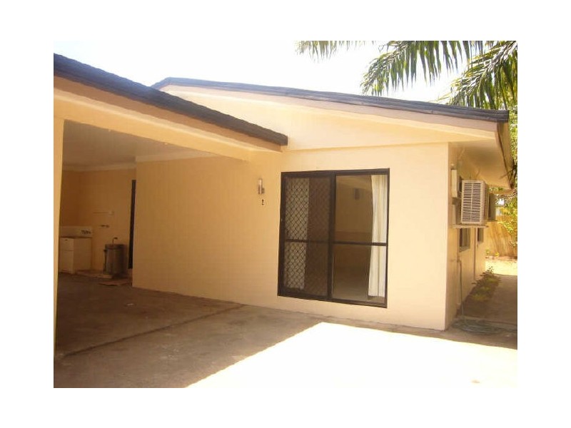 2/34 Morgan Street, Yorkeys Knob QLD 4878