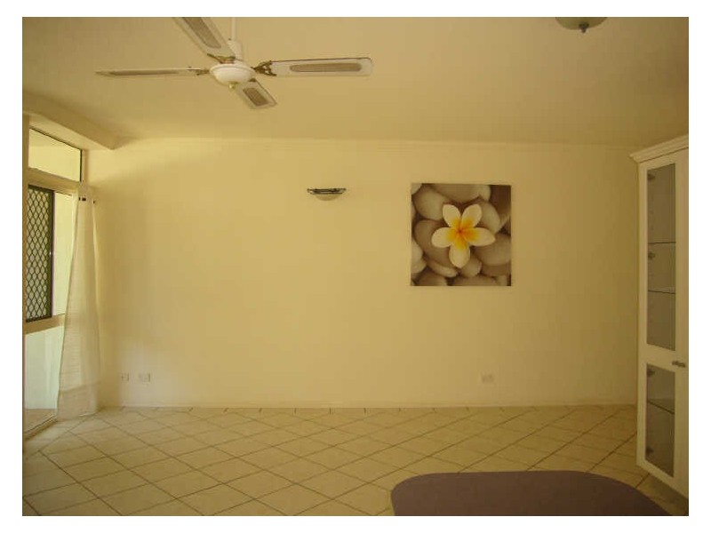 2/27 Sims Esplanade, Yorkeys Knob QLD 4878