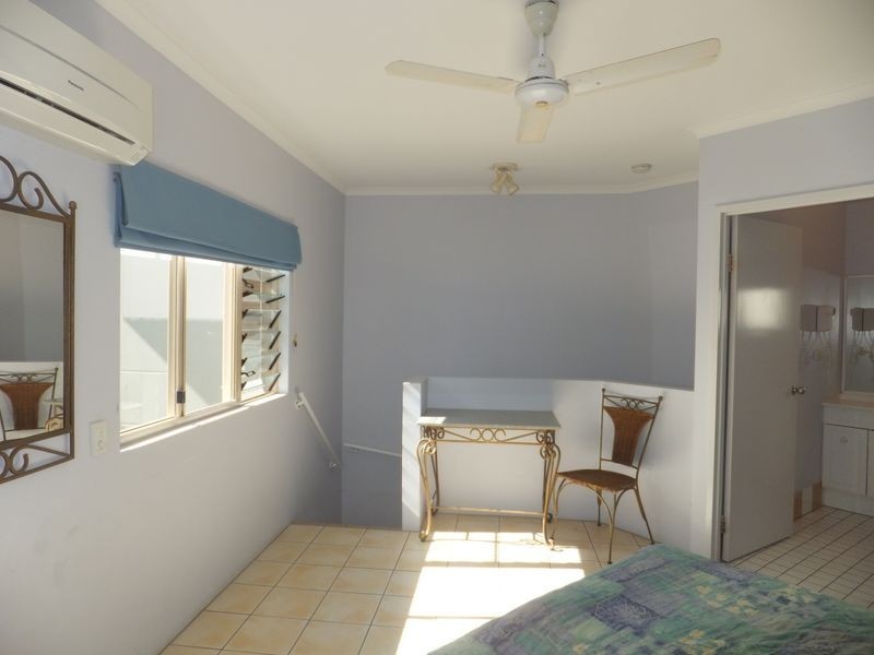 5/129 Oleander Street, Holloways Beach QLD 4878