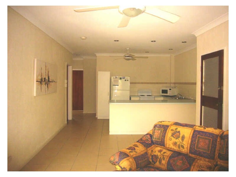 4/513 Varley Street, Yorkeys Knob QLD 4878