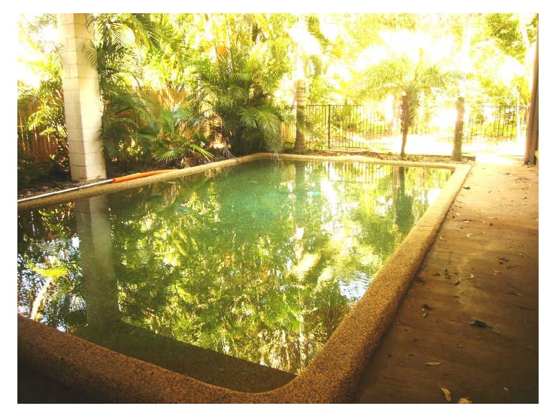 4/513 Varley Street, Yorkeys Knob QLD 4878