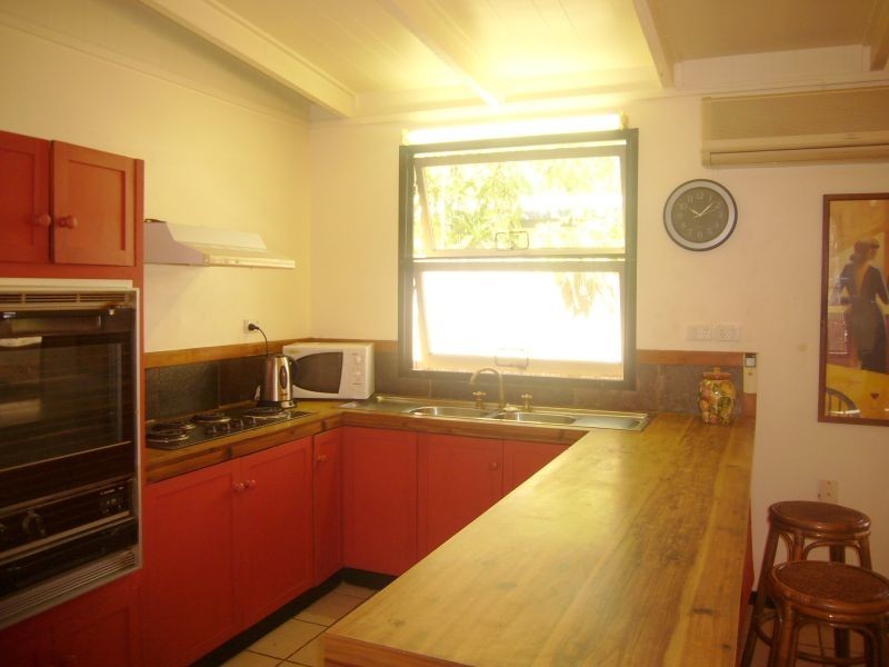 22 Best Street, Yorkeys Knob QLD 4878