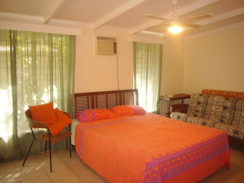 22 Best Street, Yorkeys Knob QLD 4878